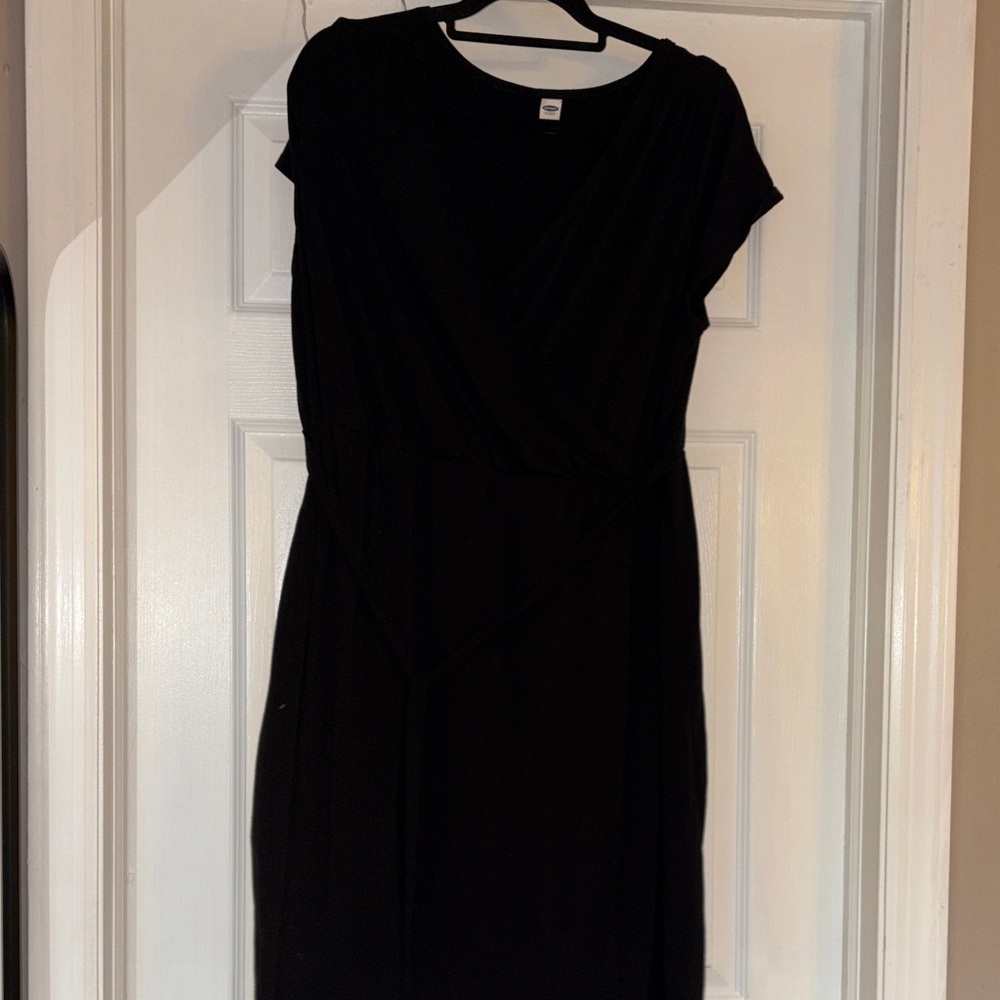 Old Navy Black Midi Dress